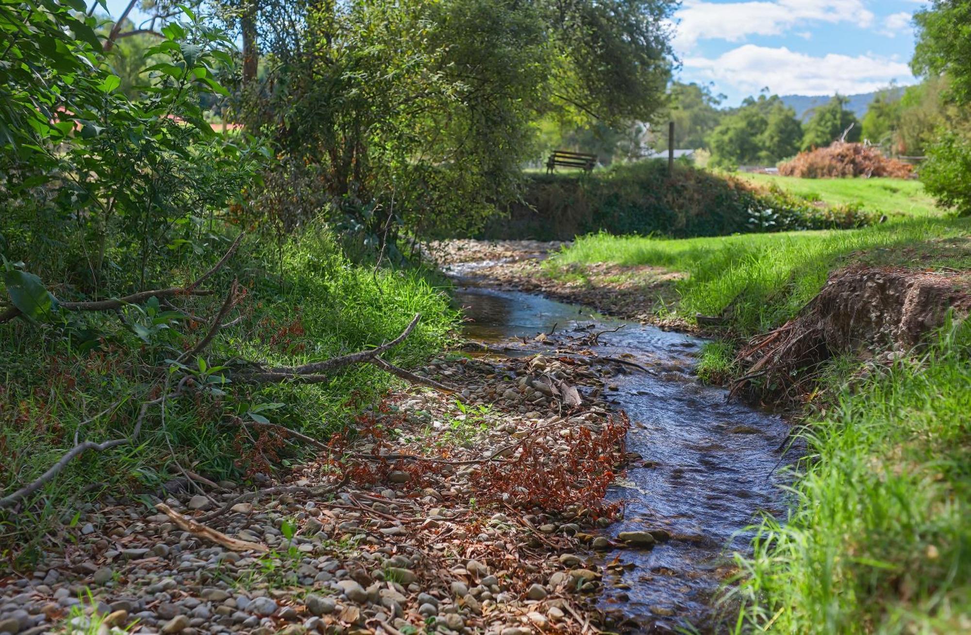 A Holiday Home For All Seasons - Modern, Peaceful, Family Friendly Healesville Luaran gambar