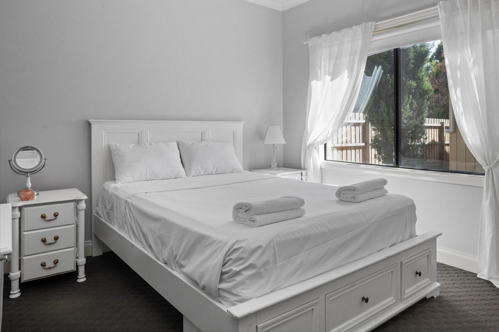 A Holiday Home For All Seasons - Modern, Peaceful, Family Friendly Healesville Luaran gambar